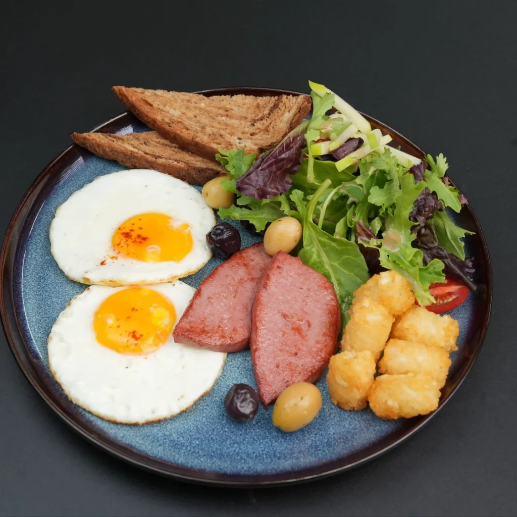 Two Eggs Anystyle