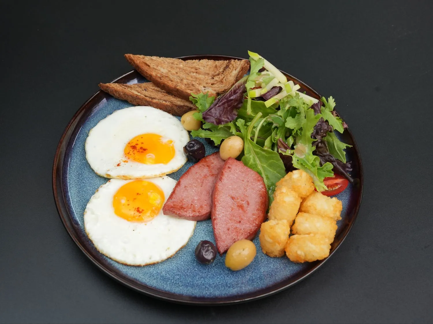 Two Eggs Anystyle