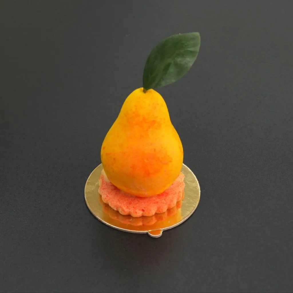 Pear pastries