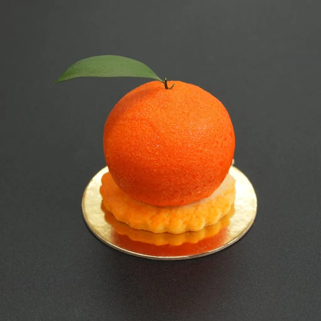Mandarin pastries
